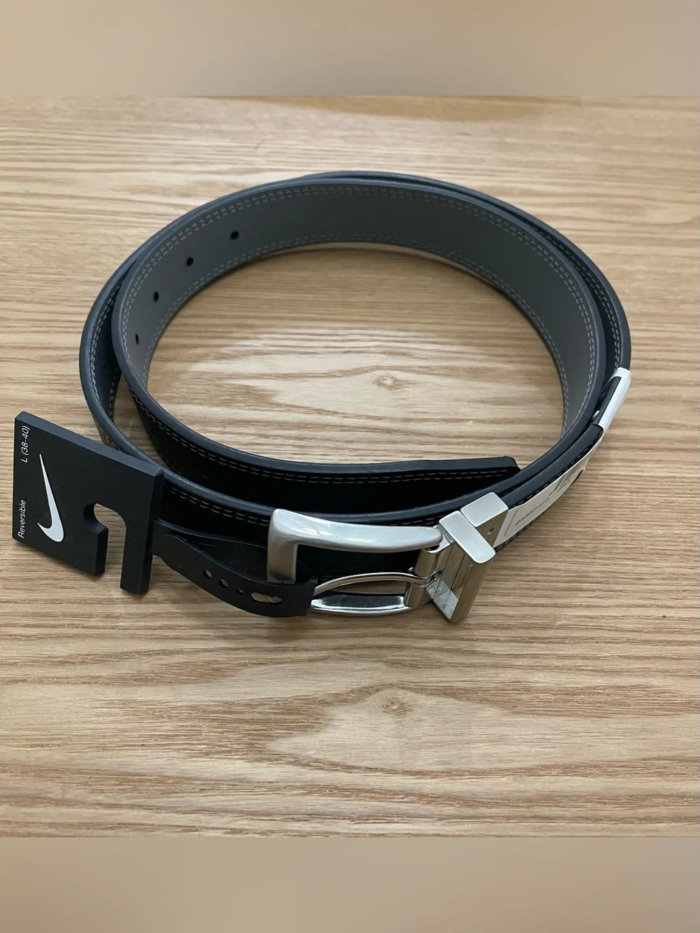 NIKE Reversible Black Grey Silver Buckle Belt Men’s Size Large (38-40)